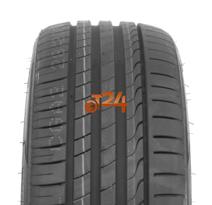 TRISTAR SP-PO2 235/40 R19 96 Y XL